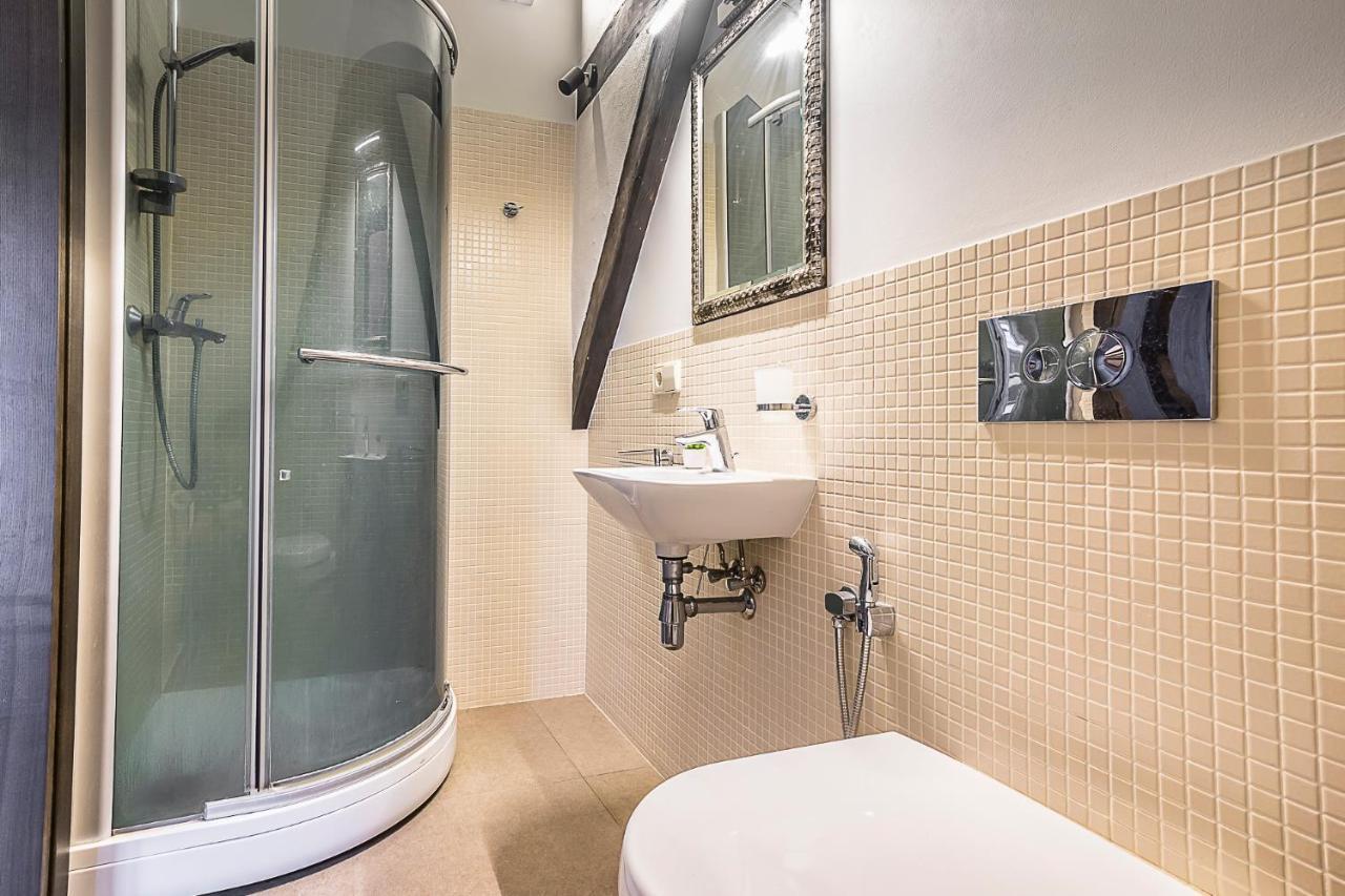 Winwinstay Apartments In Heart Of Old Town รีกา ภายนอก รูปภาพ